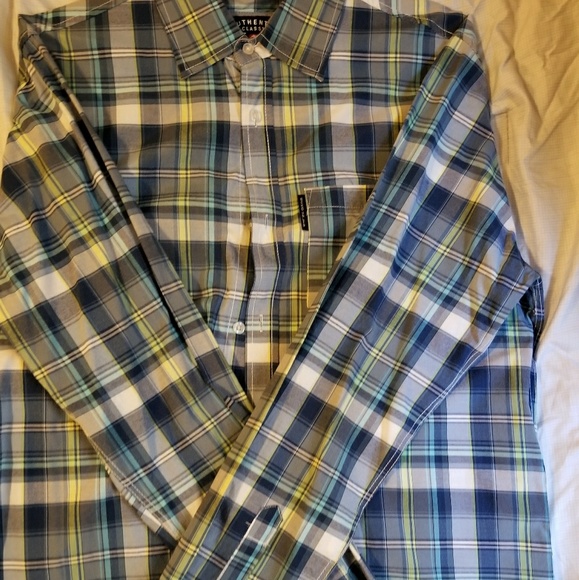 Ecko size medium button down. - Picture 2 of 3